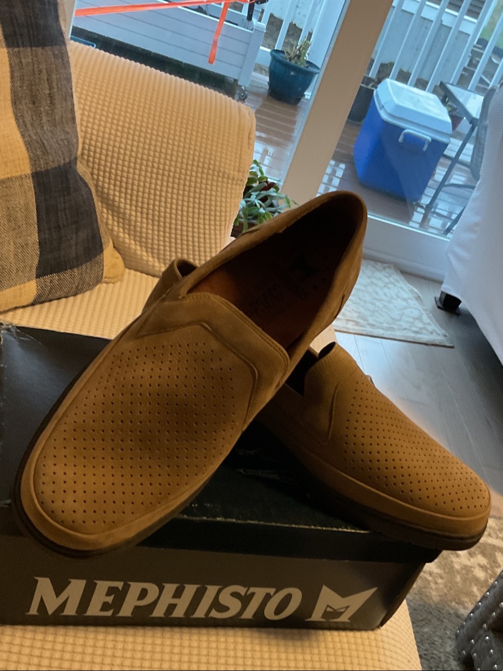 Mephisto Men’s Tan Perforated Slip-On Loafers